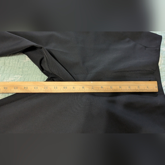 Worthington Women's Black Slim Ankle, High Rise Dress Pants. Size 6 NWT - Picture 6 of 7